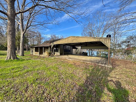 2nd image of 1543 Parhams Rd
