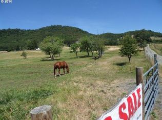 3965 Happy Valley Rd, Roseburg, OR 97471