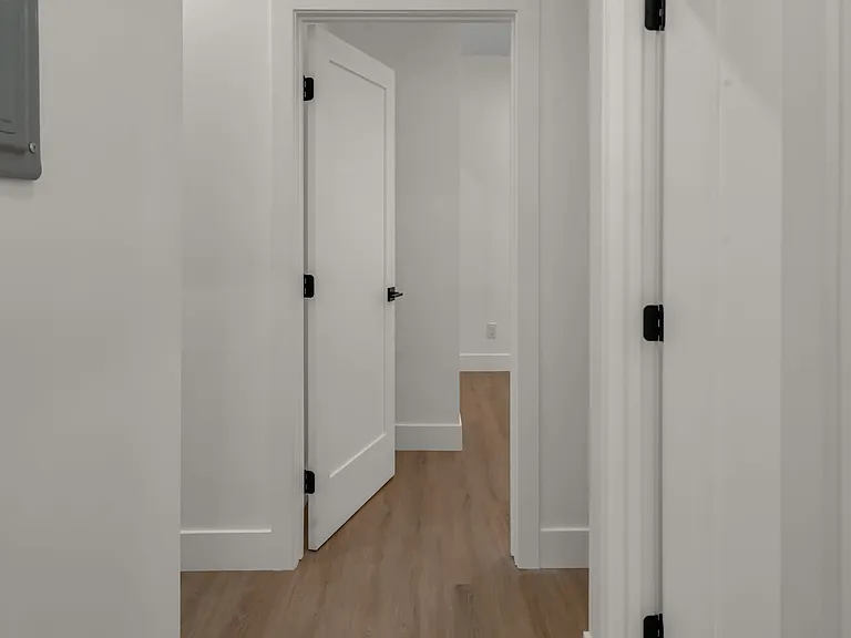 15208 Fernview St #15210 — Photo 4