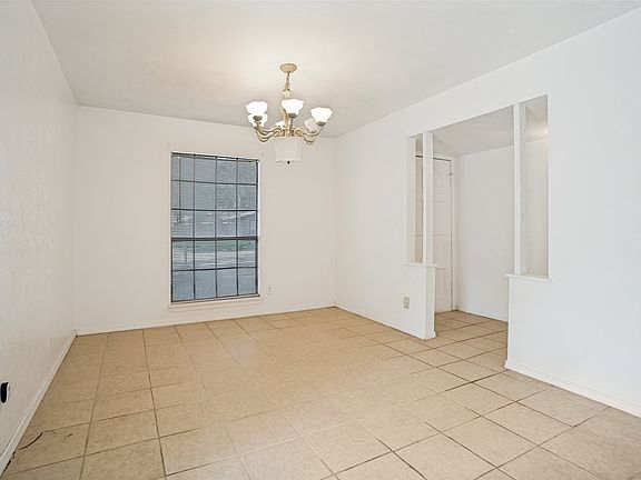 4th image of 1629 Cumberland Trl