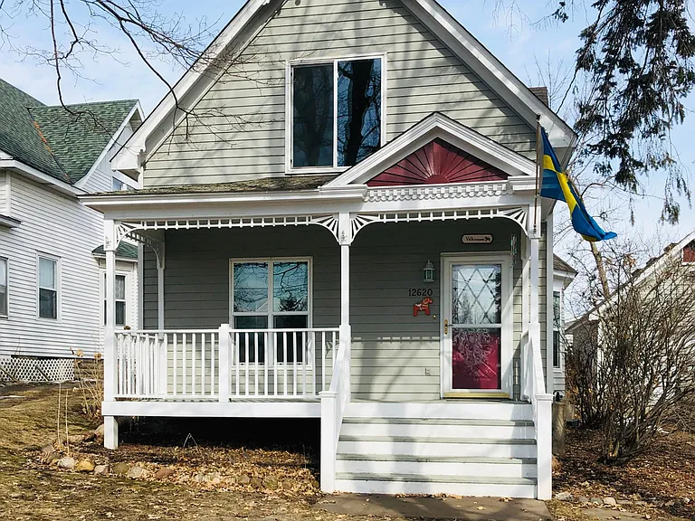 12620 Newell Ave — Photo 1