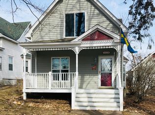 12620 Newell Ave, Lindstrom, MN 55045