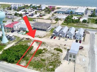 140 W Pine Ave, Eastpoint, FL 32328