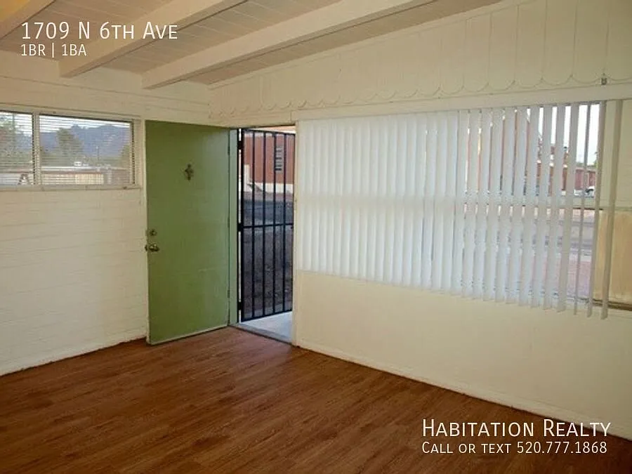 Mid-century 1953, 1bed/1bath duplex at the Bronx Park, near the University of Arizona! — Photo 4
