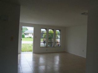 3137 Kingston St, Pt Charlotte, FL 33952