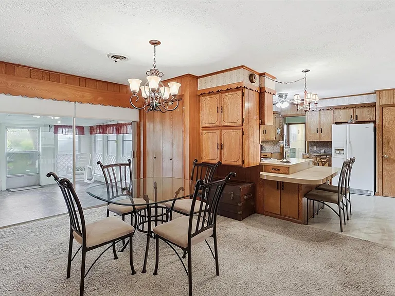 1335 Kathy Ave — Photo 25