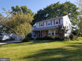 9 Eustace Rd, Marlton, NJ 08053