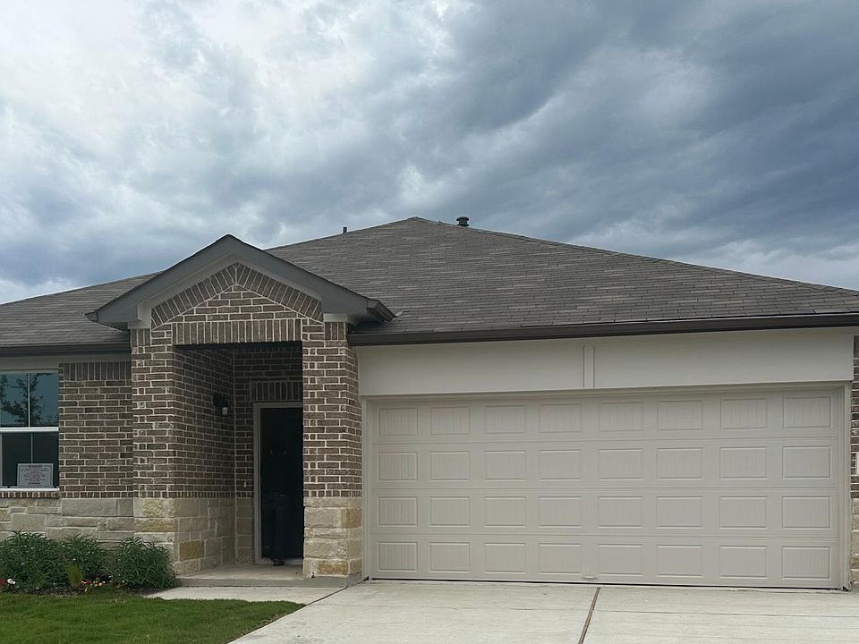 1st image of 118 Windmill Palm Dr