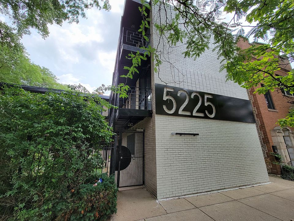 1st image of 5225 N Ashland Ave APT 2D