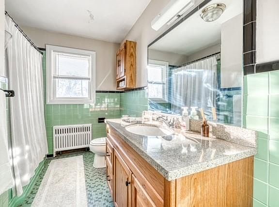 Ceramic tile bathroom.