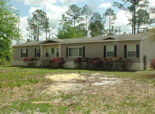 2439 Hummingbird Ln, Green Cove Springs, FL 32043