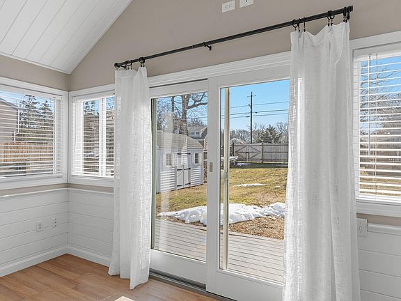 3rd image of 89 Lewis Road