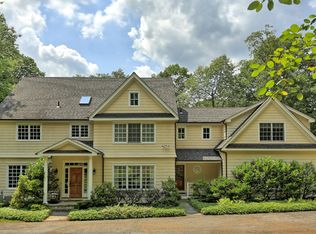 16 Pine Ridge Rd, Bedford, NY 10506