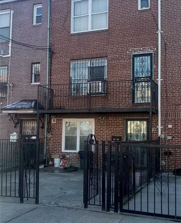 1st image of 94-30 52nd Ave