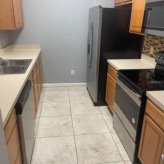 6451 Old Park Ln #102 — Photo 4