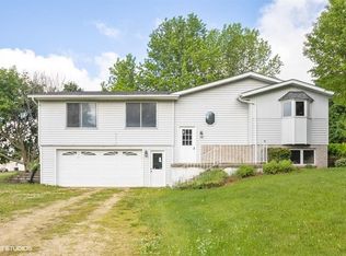 995 Winborne Rd, Davis, IL 61019