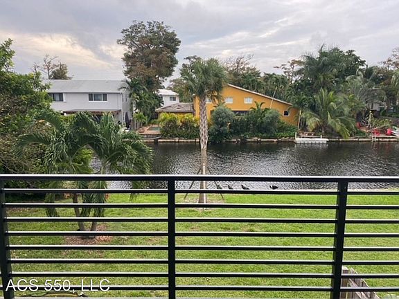 2nd image of 550 NE 20th St #9192169