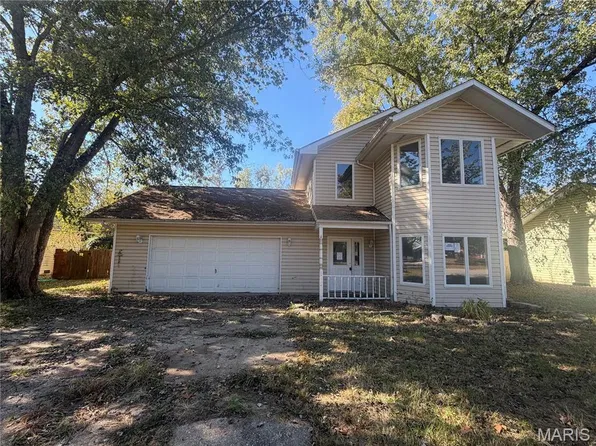 1202 Winchester Dr, Rolla, MO 65401