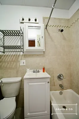 Rented by Grand & Co. | media 11