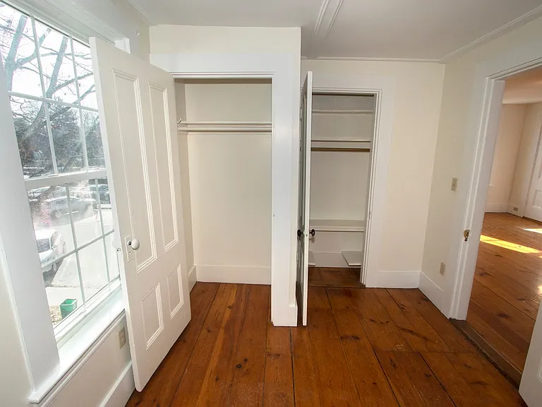 19 FIRST — Photo 22