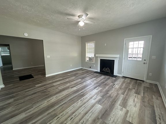 3rd image of 405 N 16th Ave APT C
