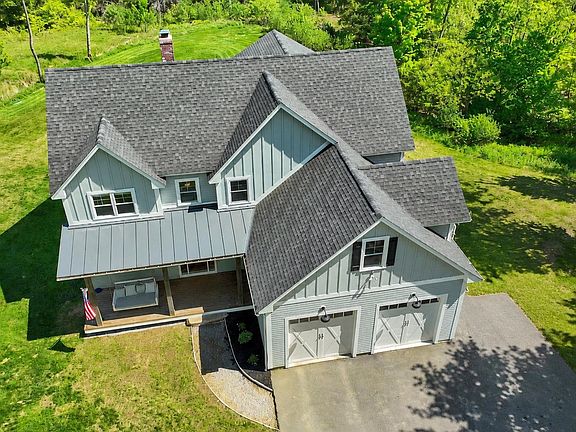 3rd image of 296 Spring Hill Road