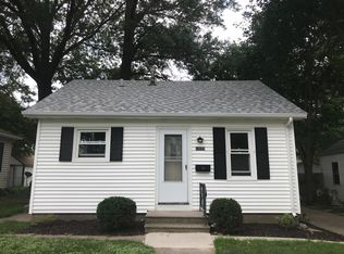 1919 W Pleasant St, Davenport, IA 52804