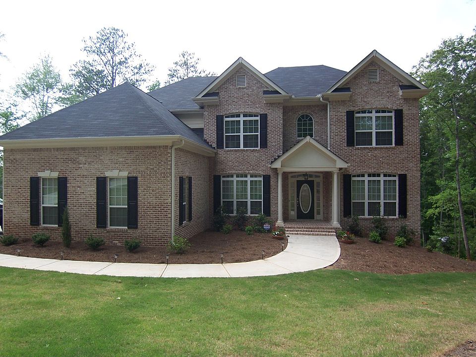 3 side brick-approx 5000 sq.ft.
