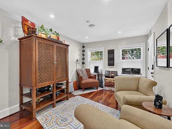 2nd image of 1427 5th St NW APT 1