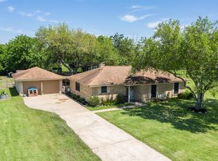 1750 Oday Rd, Pearland, TX 77581