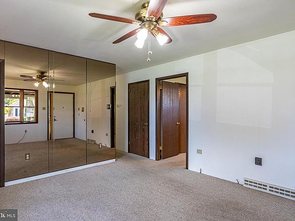 5th image of 1317 Fern Ave