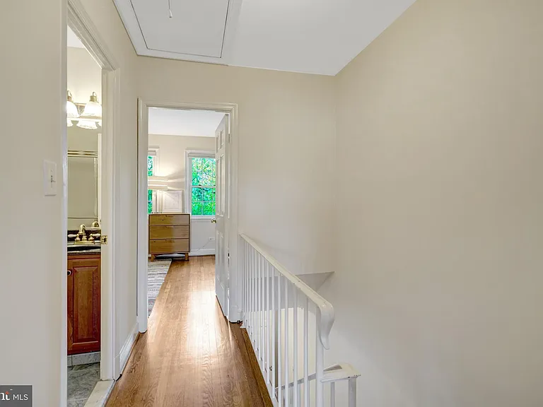 117 Princess St — Photo 25