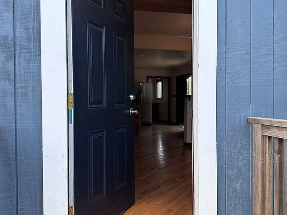 4th image of 1776 Lime Ave