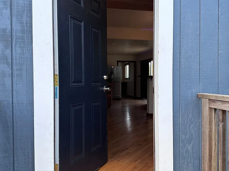 1776 Lime Ave — Photo 4