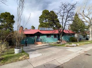 358 Manhattan Loop, Los Alamos, NM 87544