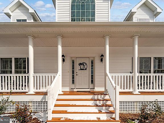 3rd image of 10438 New Quay Rd