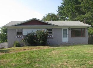 1402 Ben Gamble Rd, Jonesborough, TN 37659
