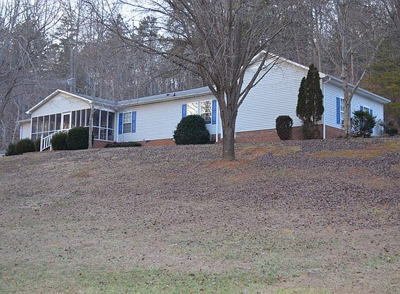 3rd image of 9857 Statesville Rd