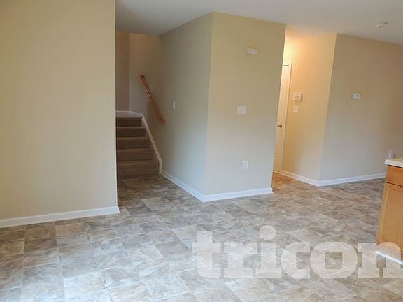 5th image of 5110 Grays Ridge Dr