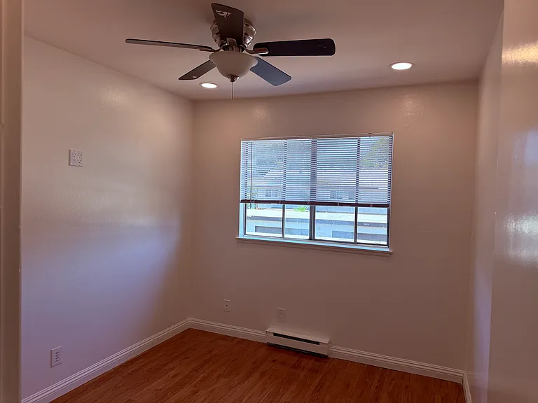 7061 Fulton Way — Photo 10