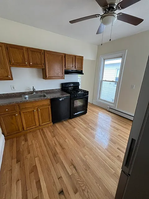 Chestnut St, Waltham — Photo 2