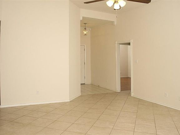 4th image of 7405 Fairfield Dr