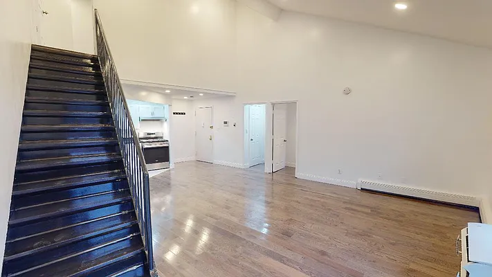 Rented by Metro Garden Realty NYC | media 29