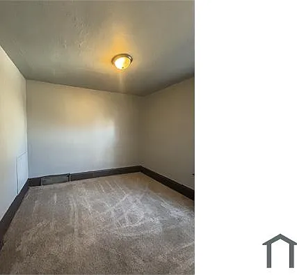 2530 N 37th St — Photo 5