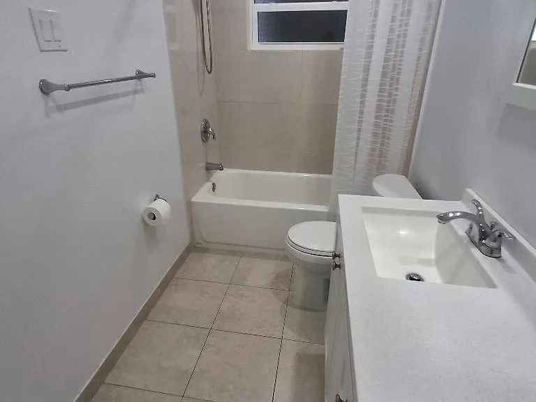 1250 E Sample Rd #303 — Photo 19