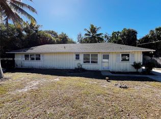 325 SW Manor Dr, Stuart, FL 34994