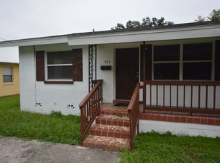 515 Ariana St, Lakeland, FL 33803