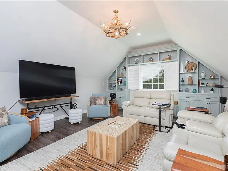 2608 Arroyo Ave — Photo 23