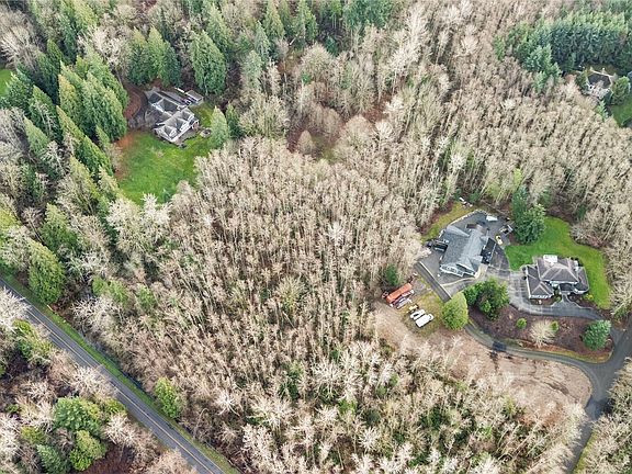 2nd image of 9682 Sherwood Drive