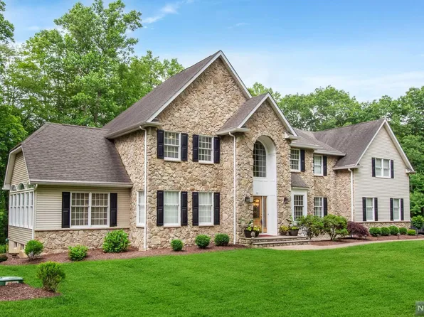 18 Stony Brook Rd #1438, Long Valley, NJ 07853